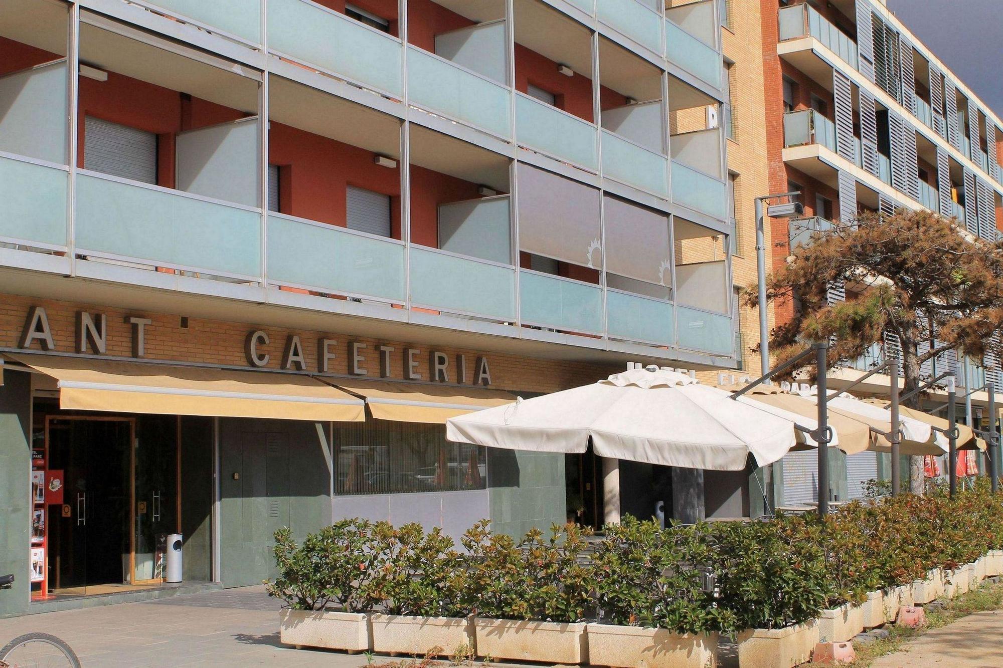 Flora Parc 3*